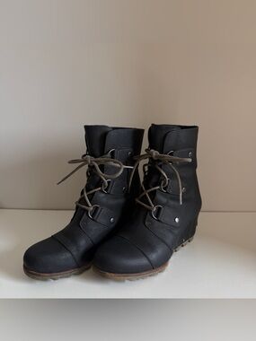 Sorel Joan of Arctic Lace-Up Wedge Ankle Boots